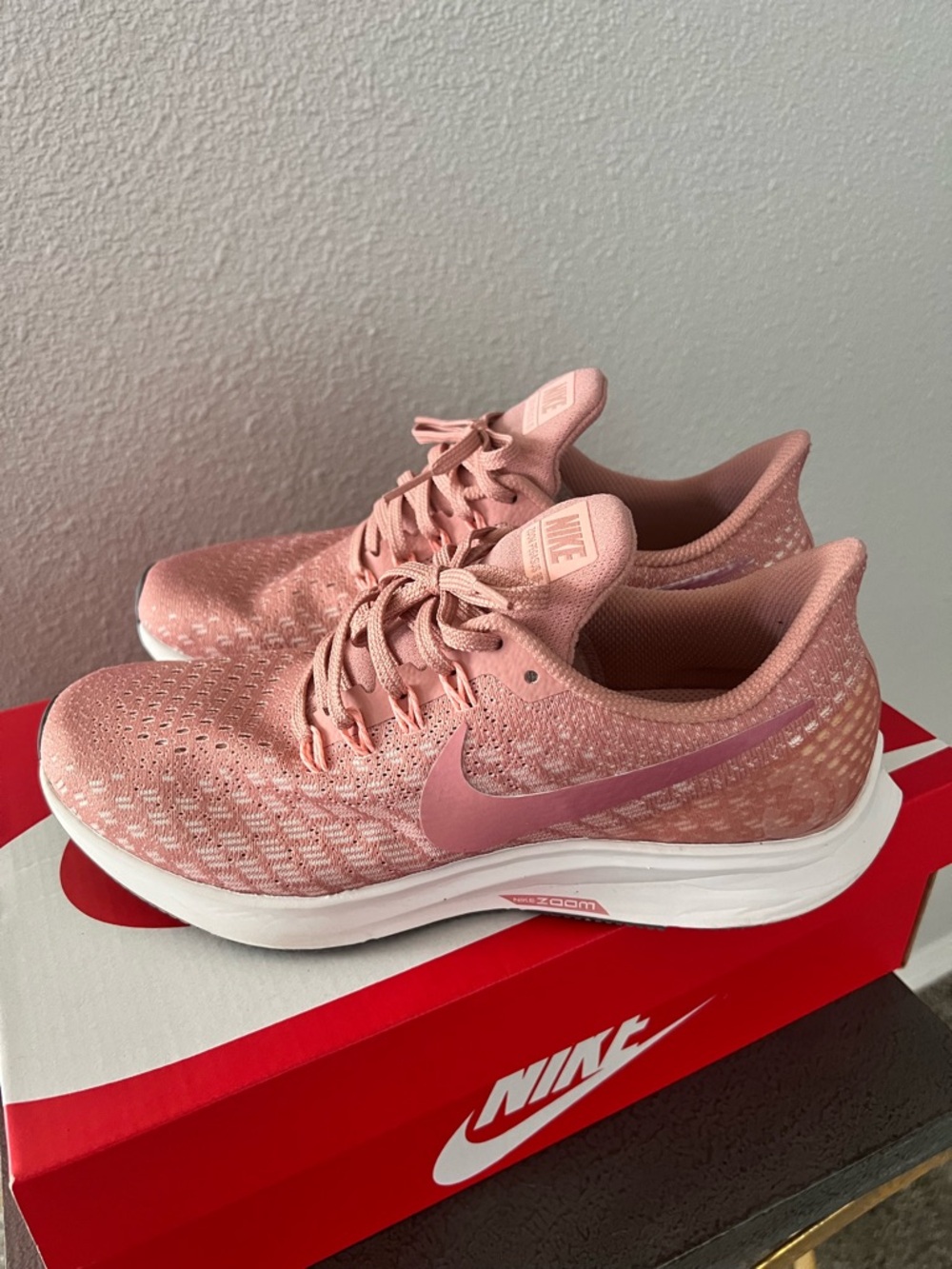 Nike Women's Zoom Pegasus 35 - Dusty Rose Pink Running Shoes - Picture 3 of 5